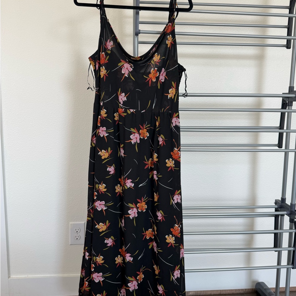 Wander Black Midi Dress with Floral Pattern